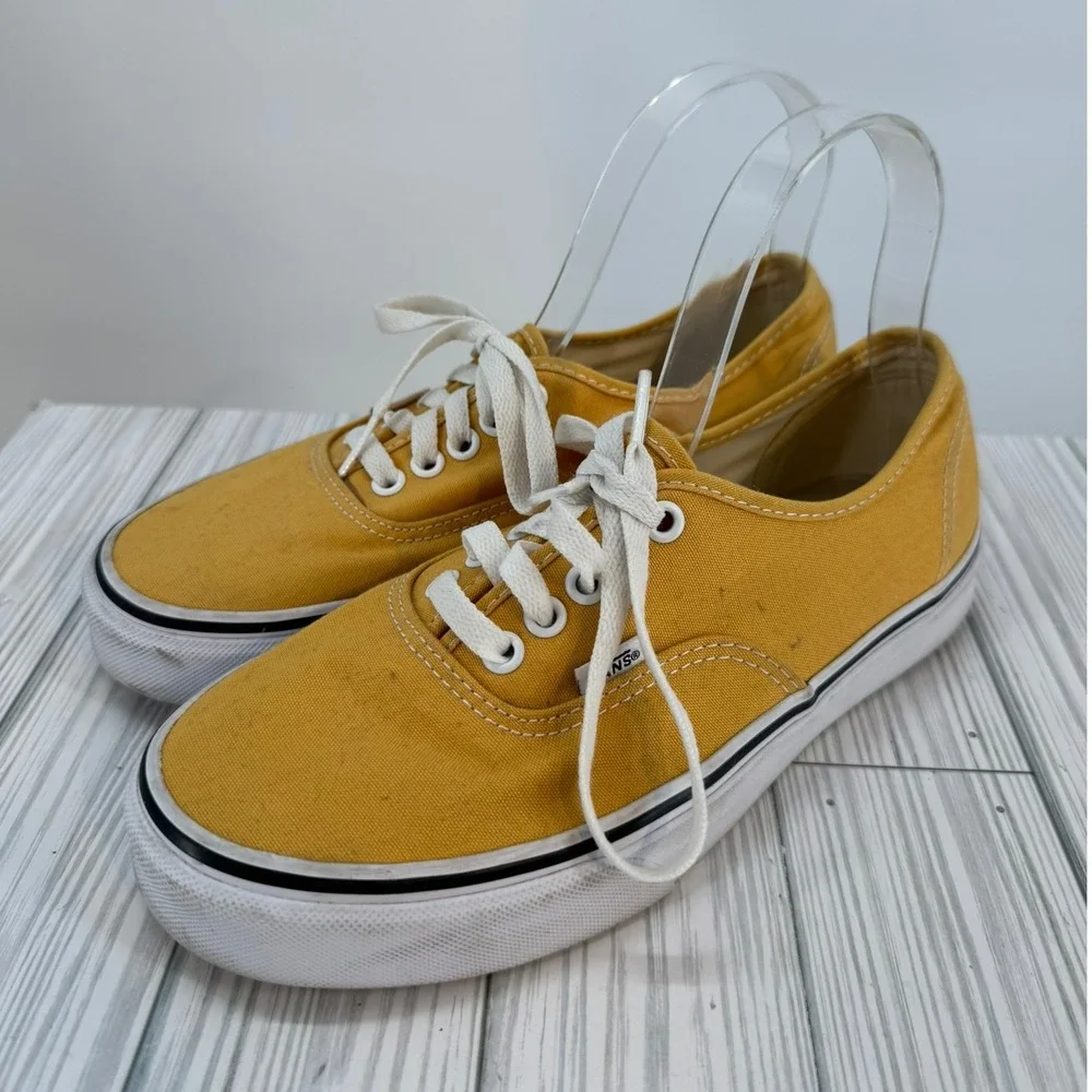 Vans Canvas Low‎ Top Lace Up Sneakers Mustard Yellow Women's Casual Shoes Size 8